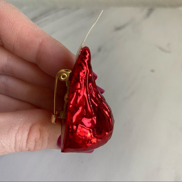 Vintage 1996 Hallmark Hershey’s Kiss Chocolate Lapel Pin Brooch - Picture 5 of 12